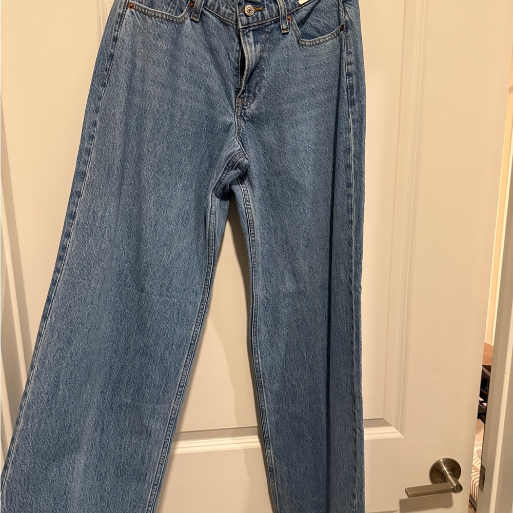 Abercrombie NWT Low Rise Ultra Loose